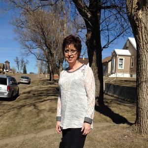 Meet your Posher, Joan